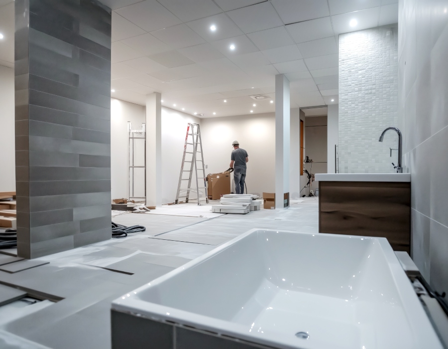 Rénovation complète de salle de bain – AC2A Aubance Chantier de rénovation de salle de bain avec pose de carrelage et installation sanitaire par AC2A Aubance.