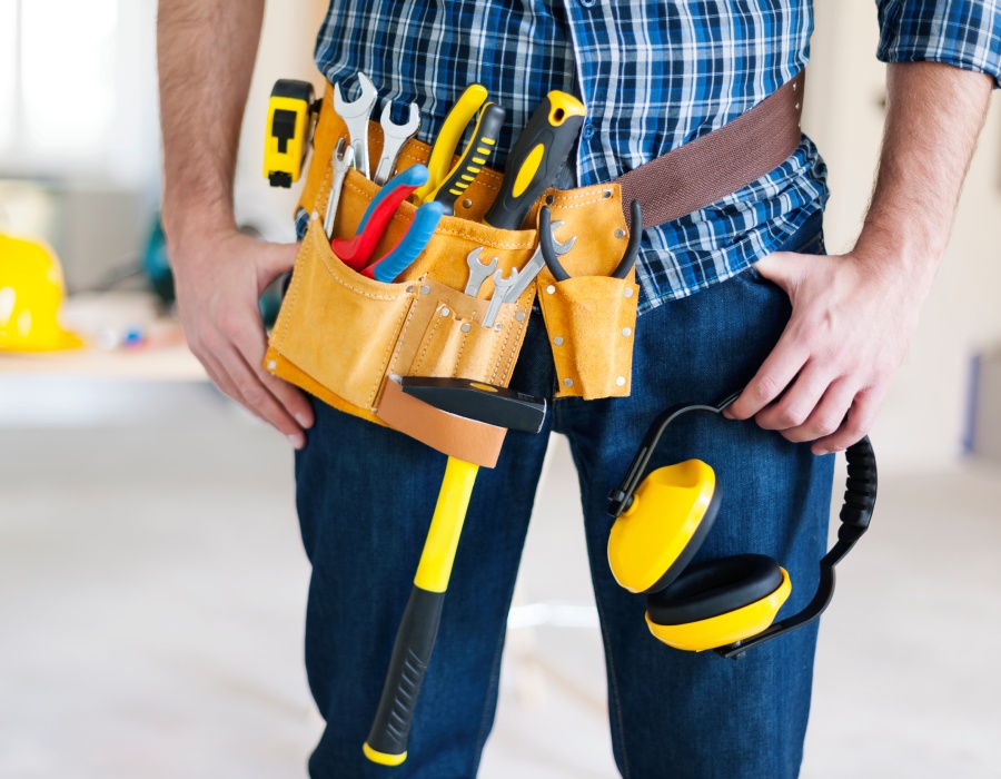 Outils et équipement pour travaux polyvalents